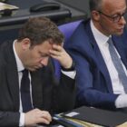 ZDF-Politbarometer: Union und Linke legen zu - SPD büßt ein