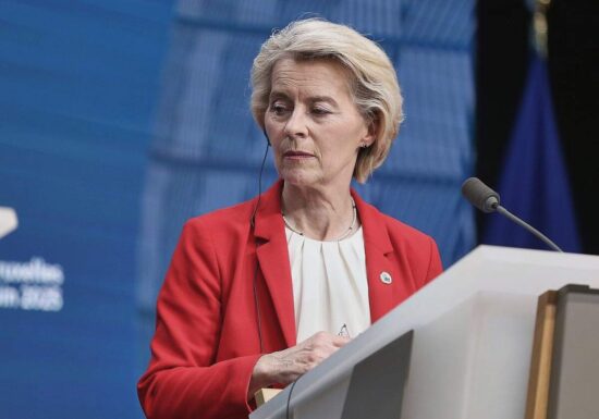 Ungarische EU-Spitzenpolitikerin kritisiert von der Leyen