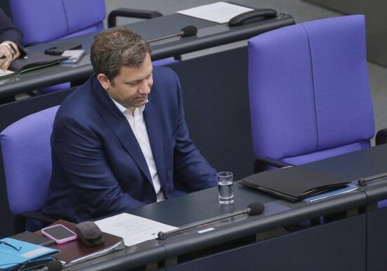 Länder kritisieren Klingbeils Vorgaben für Sondervermögenverteilung
