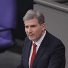 Hakverdi und Strack-Zimmermann loben Merz für Auftritt bei Trump