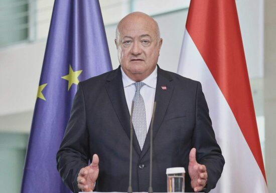 Österreichs Bundeskanzler sieht Europa in Wohlstands-Falle
