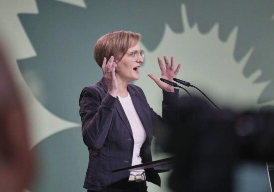Grünen-Vorsitzende beklagt "Kakophonie in der SPD"