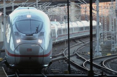 Grüne beklagen Anstieg versteckter Kosten bei der Bahn