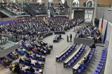 SPD-General will Paritätsgesetz für mehr Frauen im Bundestag