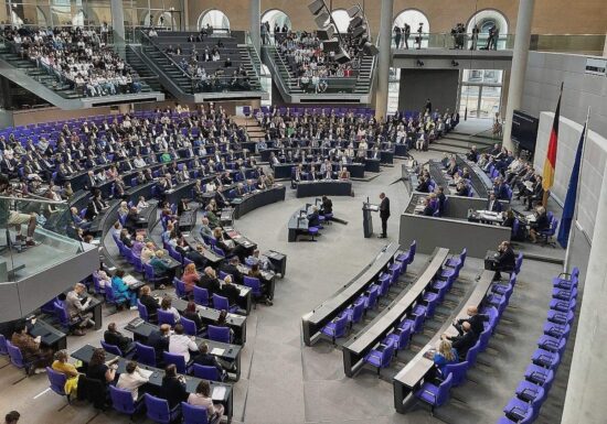 SPD-General will Paritätsgesetz für mehr Frauen im Bundestag