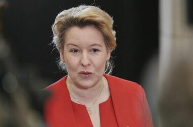 Giffey fordert "frühzeitig Klarheit" über weitere Sparmaßnahmen