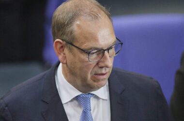 Neuer Wehrbeauftragter mahnt Zwischenbilanz zu Wehrdienstmodell an