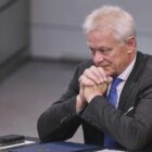 Rainer lässt Mindestlohn-Ausnahmen für Saisonarbeiter prüfen