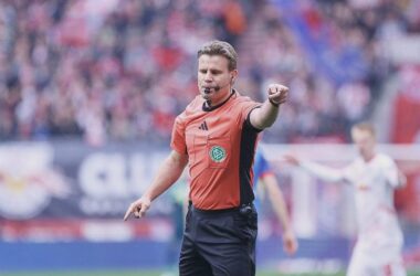 Ex-Schiedsrichter Brych erwartet mehr KI-Einsatz bei Fußballspielen