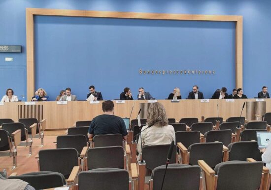 Bundesregierung will nicht über US-Angriff auf Iran spekulieren
