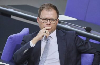 Umweltminister ruft Kommunen zu klimagerechten Umbauten auf