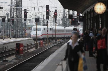 Hubig: Bahn soll Aus für Familienreservierung überdenken