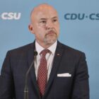 CSU-Landesgruppenchef verschärft Vorwürfe gegen Pro Asyl