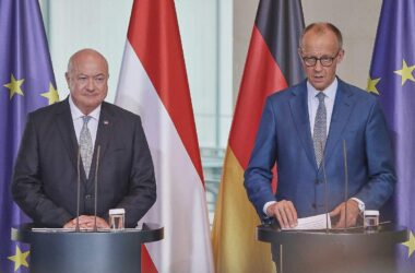 Merz dankt Österreichs Bundeskanzler für Zusammenarbeit an Grenze