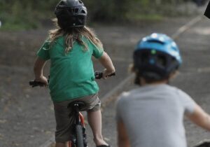 Studie: Kinder bei Hitze besonders gefährdet