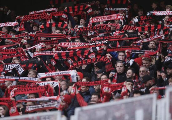 Leverkusen holt Malik Tillman aus Eindhoven