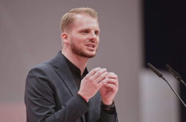 SPD-Generalsekretär hält an Brosius-Gersdorf fest