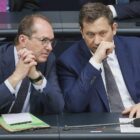 Klingbeil unter Druck: Zwei Ministerien wollen Milliarden extra