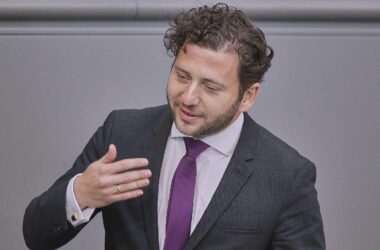 Grünen-Chef eröffnet Wahlkreisbüro in Brandenburg an der Havel