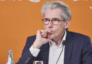 DAK warnt vor Kollaps der Pflegekassen