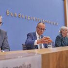 Merz will keine Feiertage abschaffen