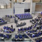 Linke gegen Bundestagssondersitzung für Richterwahl