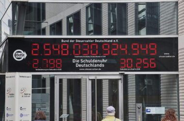 Pro-Kopf-Verschuldung steigt über 30.000 Euro