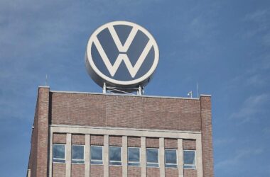VW plant Einheitssoftware und 15.000-Euro-Stromer für China