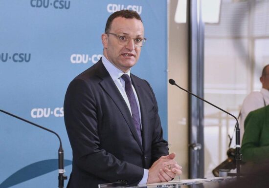 Spahn verteidigt persönliches Engagement beim Maskenkauf