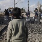 Tausende anerkannte Flüchtlinge reisen aus Griechenland weiter