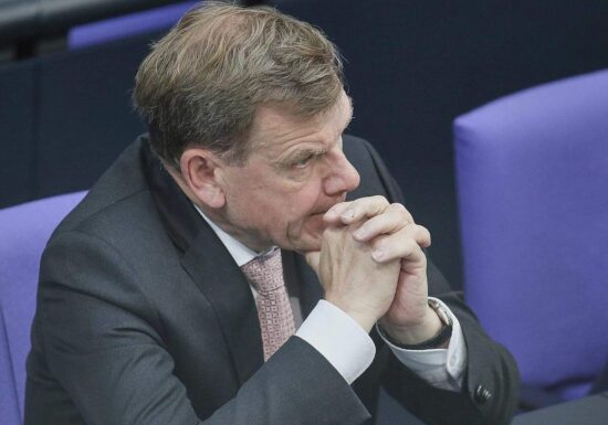 Wadephul drängt auf verstärkten Druck gegen Russland