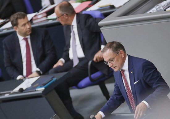 Bundesregierung unterhält "normale" Kommunikation zur AfD