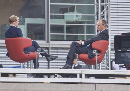 Merz findet Spahn "eindeutig" richtigen Mann als Fraktionschef