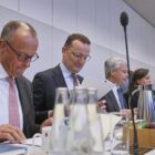 Schwesig wirft Union Beschädigung das Bundesverfassungsgerichts vor