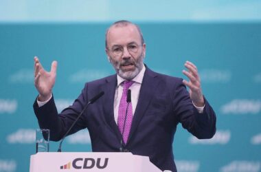Weber will inländische Polizisten an EU-Außengrenzen verlegen