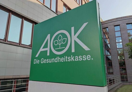 AOK lehnt Leistungskürzungen in der Pflege ab