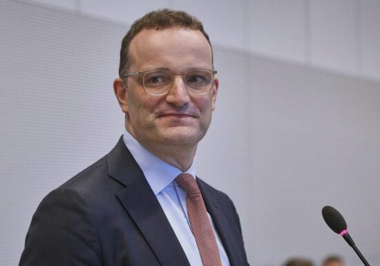 Spahn: Habe kein Geld für Masken-Geschäfte erhalten