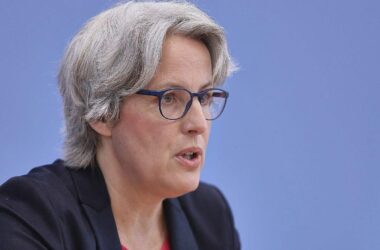 Missbrauchsbeauftragte fordert Rente für ehemalige Heimkinder