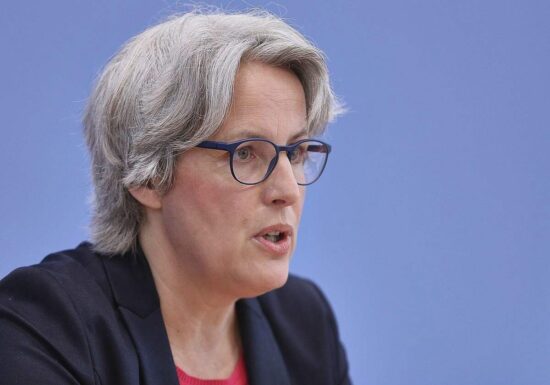 Missbrauchsbeauftragte fordert Rente für ehemalige Heimkinder