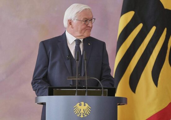 Historiker Kowalczuk kritisiert Steinmeier-Reise ins Baltikum