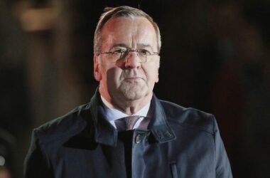 Pistorius zeigt sich betroffen über tödlichen Hubschrauber-Absturz