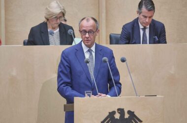 Merz wirbt im Bundesrat für Investitionspaket