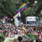 Hunderttausende bei Berliner CSD - Festnahmen bei Gegendemo