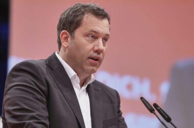 Klingbeil legt Kabinett 100-Milliarden-Euro-Gesetz für Länder vor