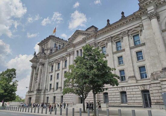 Abtreibung: Schwarz-Rot streitet über Auslegung des Koalitionsvertrags
