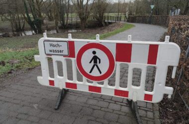 Versicherungswirtschaft fordert Baustopp in Hochwassergebieten