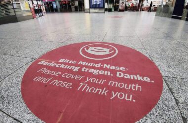 Linke wirft Bundestagspräsident in Maskenaffäre Parteilichkeit vor