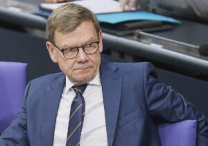 Trotz Laserangriff: Wadephul hält an EU-China-Gipfel fest