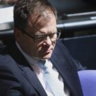 Schneider sieht Klimawandel als "größte soziale Frage unserer Zeit"