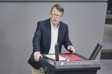 Linke kritisiert deutschen Patriot-Kauf für Ukraine